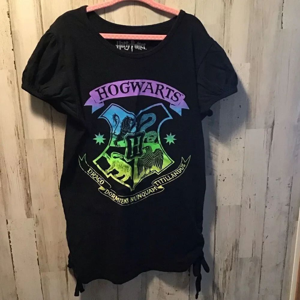 Girls Harry Potter, Hogwarts, sinch bottom shirt, 100% cotton Size 10/12